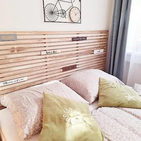 Middletown No 2, Self Check-in 24 H Appartement Banská Bystrica